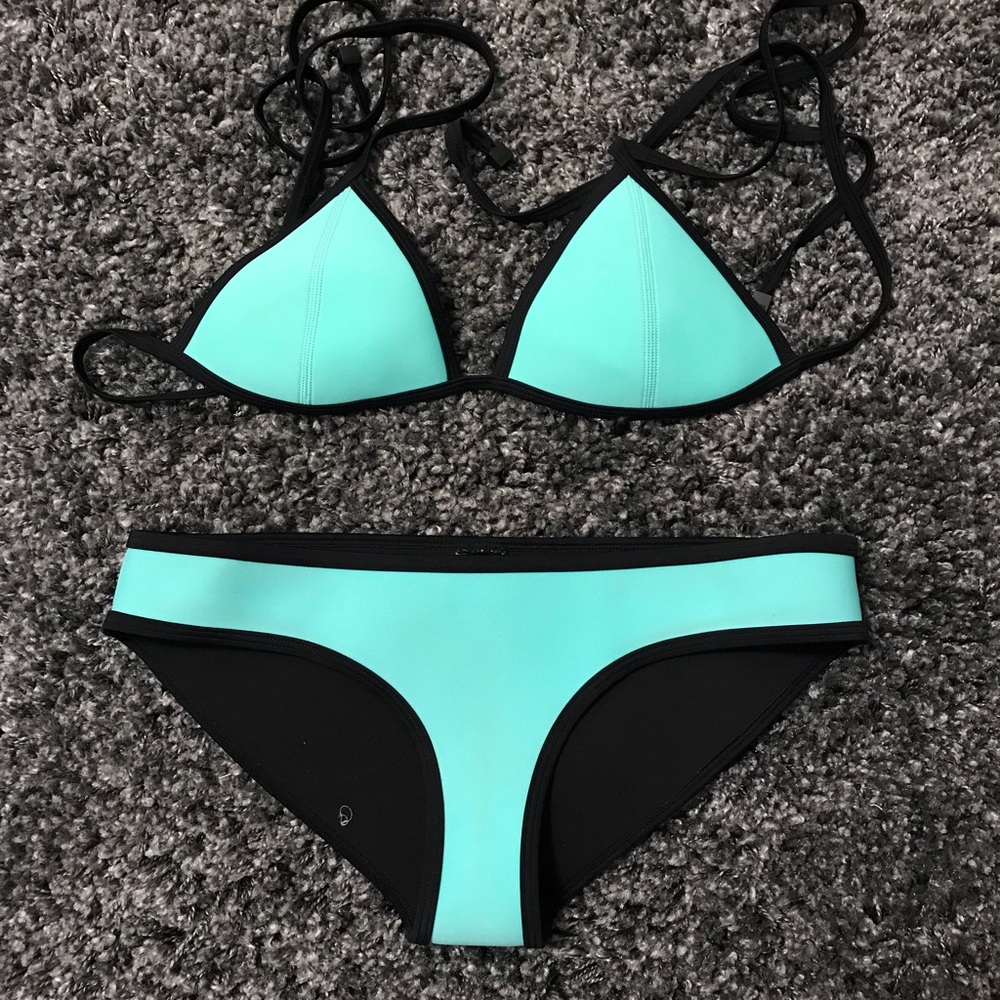 Triangl Swim Set